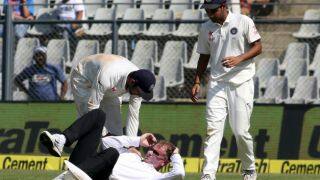 भारत बनाम इंग्लैंड चौथा टेस्ट: लाइव मैच में अंपायर के सिर में लगी गेंद
